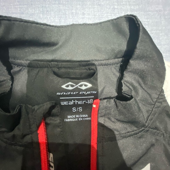 Snake Eyes Short Sleeve Golf Jacket - Picture 3 of 4